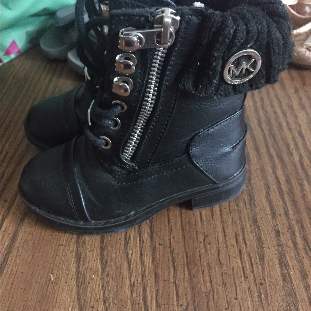 Toddler Michael kors boots
